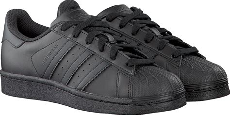 adidas superstar schoenen zwart|Adidas Superstar broek.